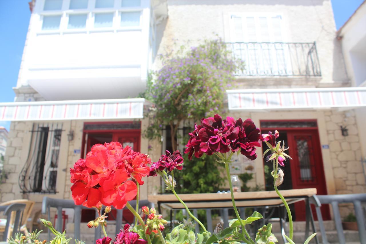 Salyangoz Bed & Breakfast Alacati Exterior photo
